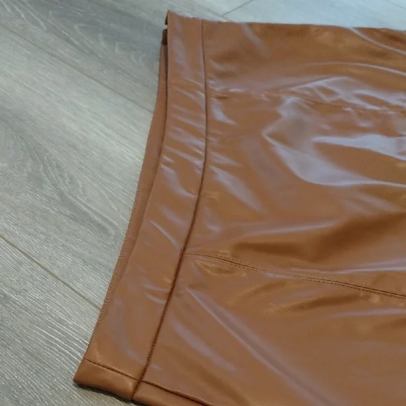 SHEIN Tan A-Line Mini Skirt for Casual Wear - Picture 4 of 8